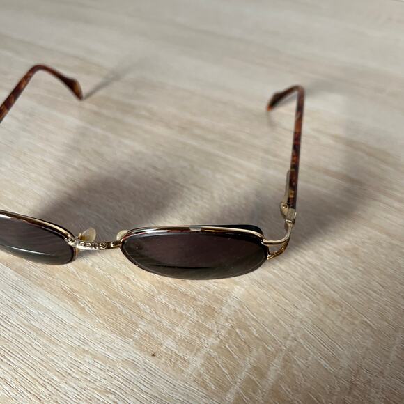 Vintage Gucci Sunglasses Oval Frame Tortoise Shell Gold RARE! - Picture 9 of 11
